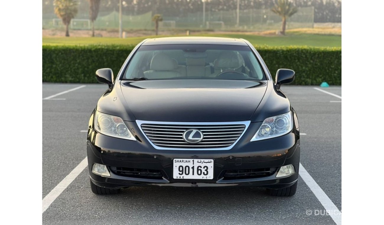 Lexus LS460