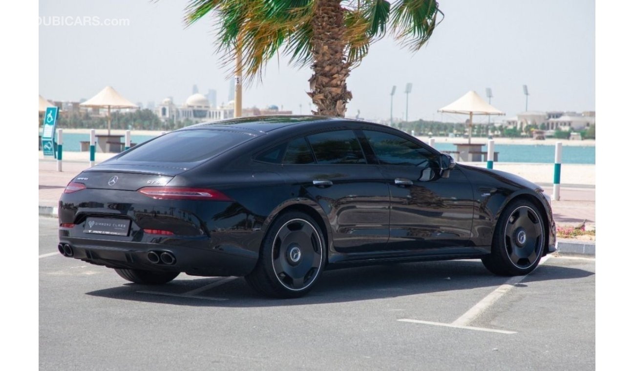 مرسيدس بنز AMG GT 53