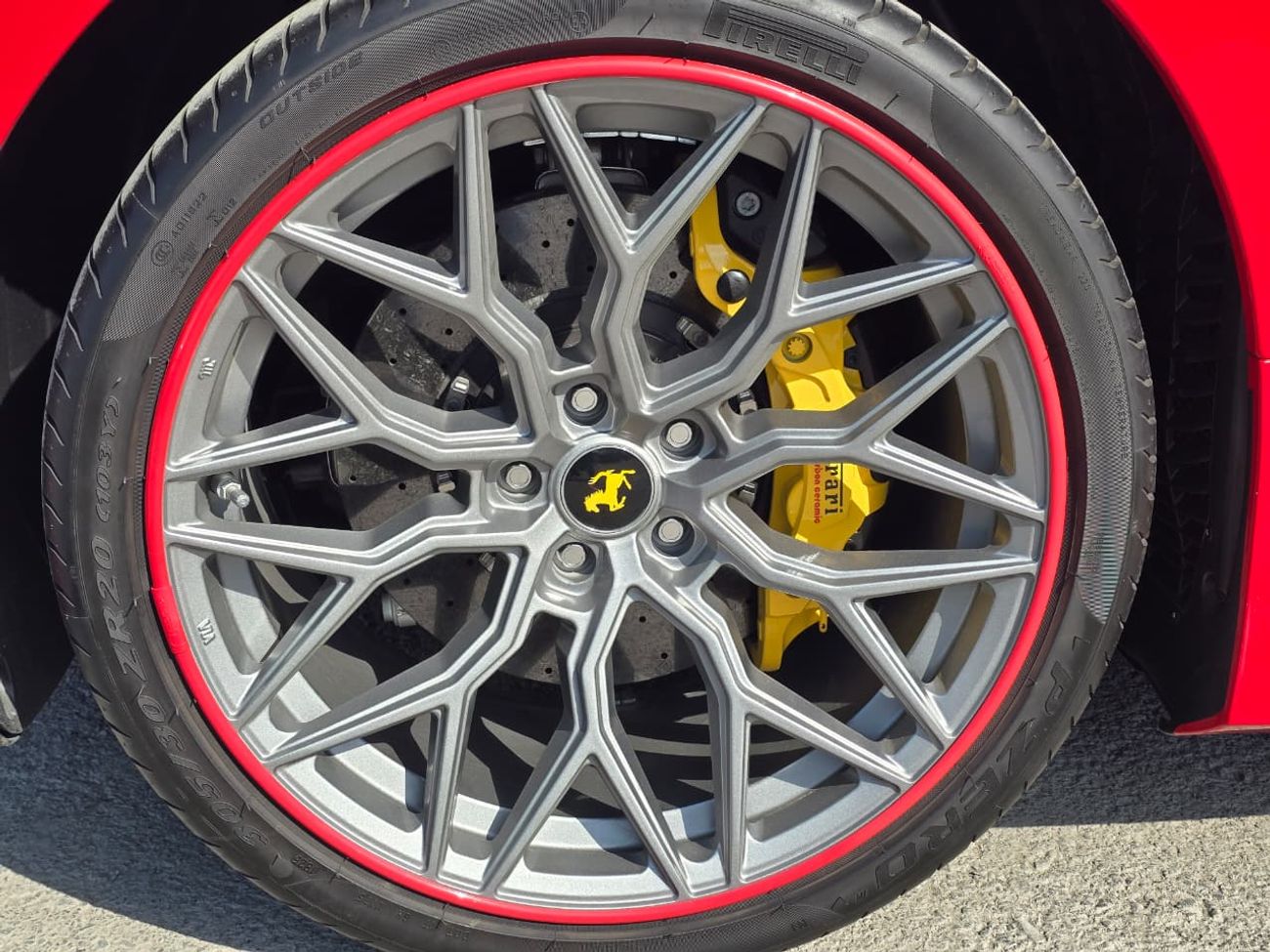 Ferrari F8 Spider Ferrari F8 Spider