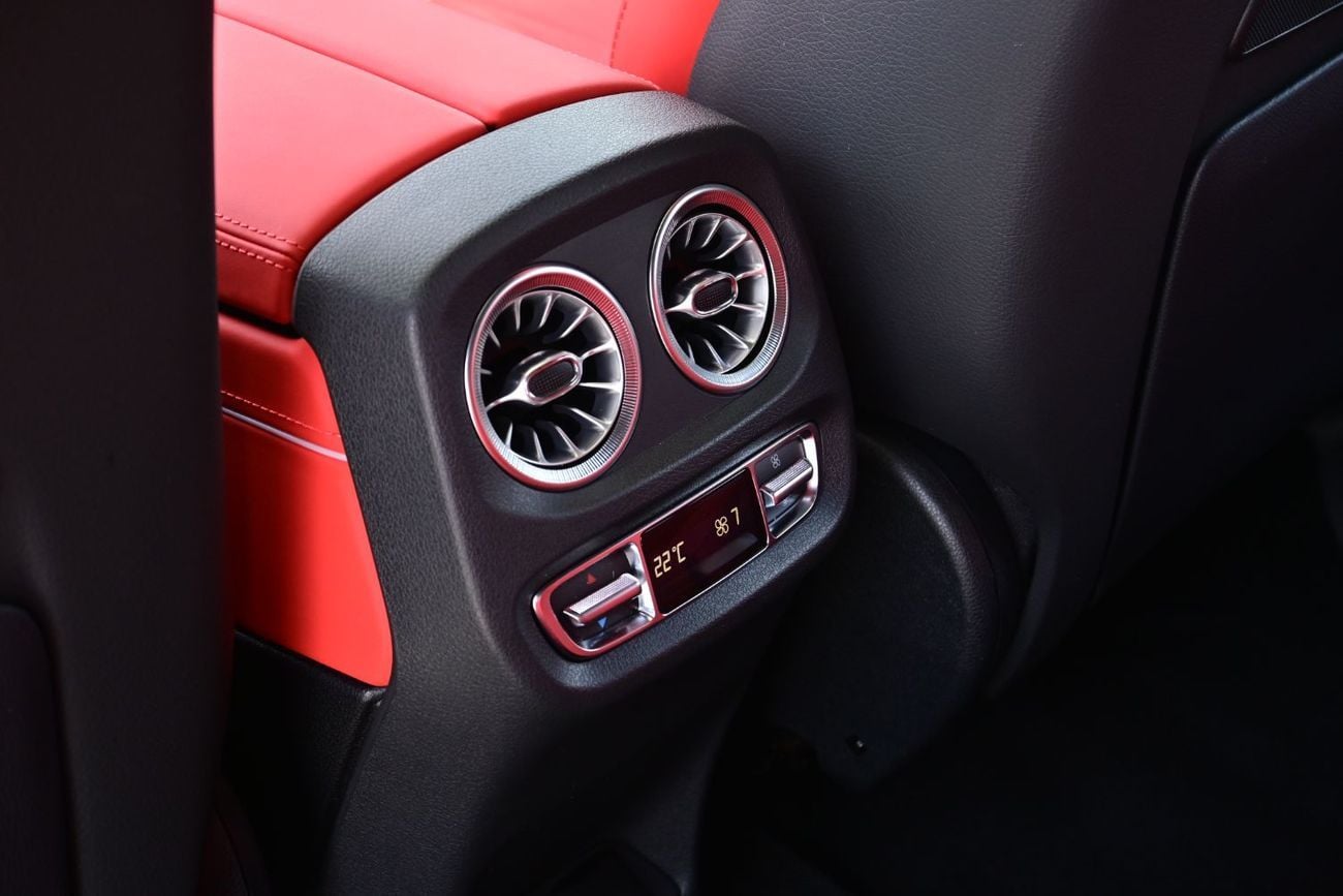 Mercedes Benz G63 AMG 4MATIC SUV Mercedes AMG G63, 4.0-litre Twin-Turbocharged Petrol V8 Engine