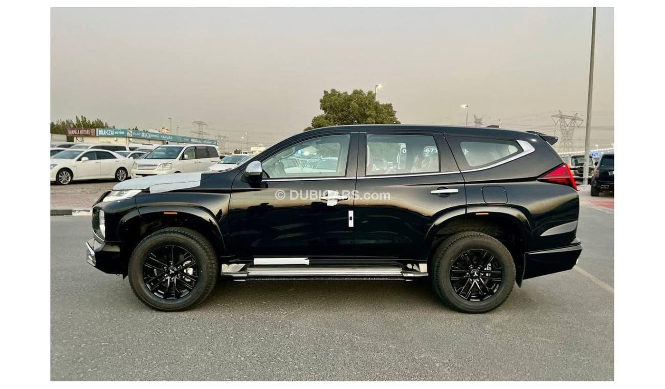Mitsubishi Montero Pajero Sport 2020 FC6+ Body Kit | A/T 3.0L (4WD) | Leather seats | (Black & White)