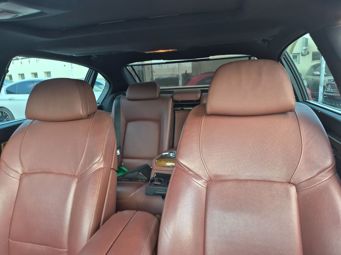 بي أم دبليو 750i