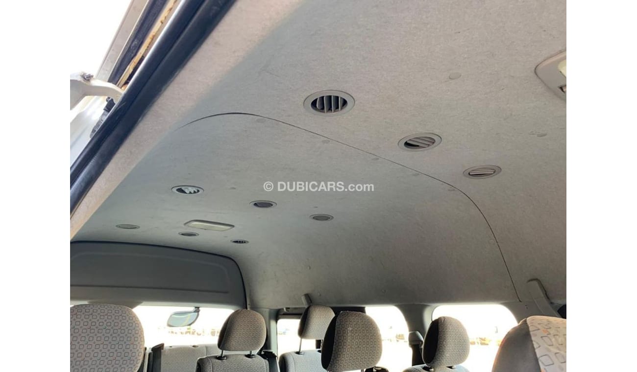 تويوتا هاياس تويوتا هايس جي ال اكس 2015 فل مواصفات بدون حوادث