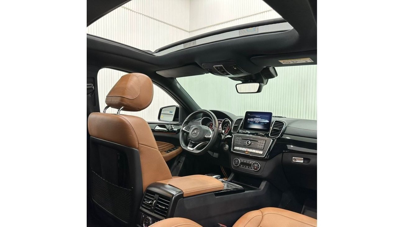 Mercedes-Benz GLE 43 AMG Coupe 2019 Mercedes Benz GLE43 AMG 4MATIC, October 2024 Mercedes Warranty, Full Options, Low Kms, GC