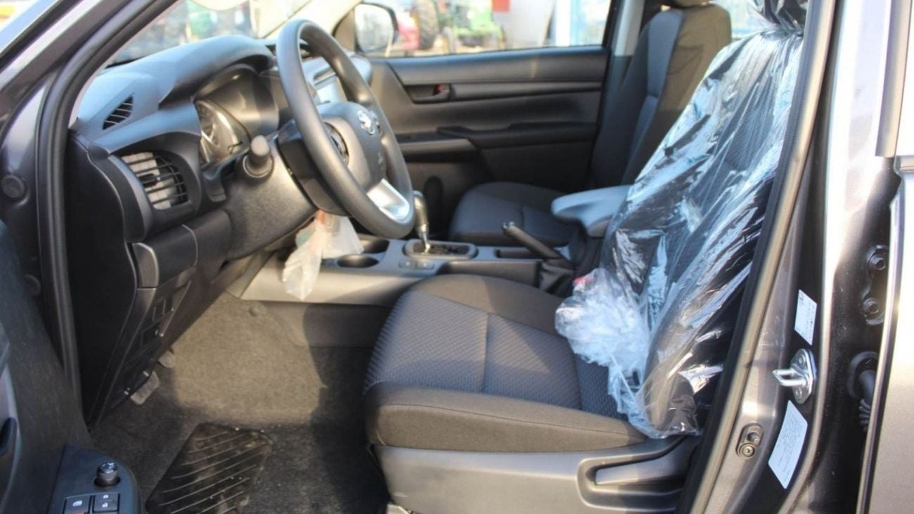 Toyota Hilux HILUX 2.4L AT DIESEL MED OPTION