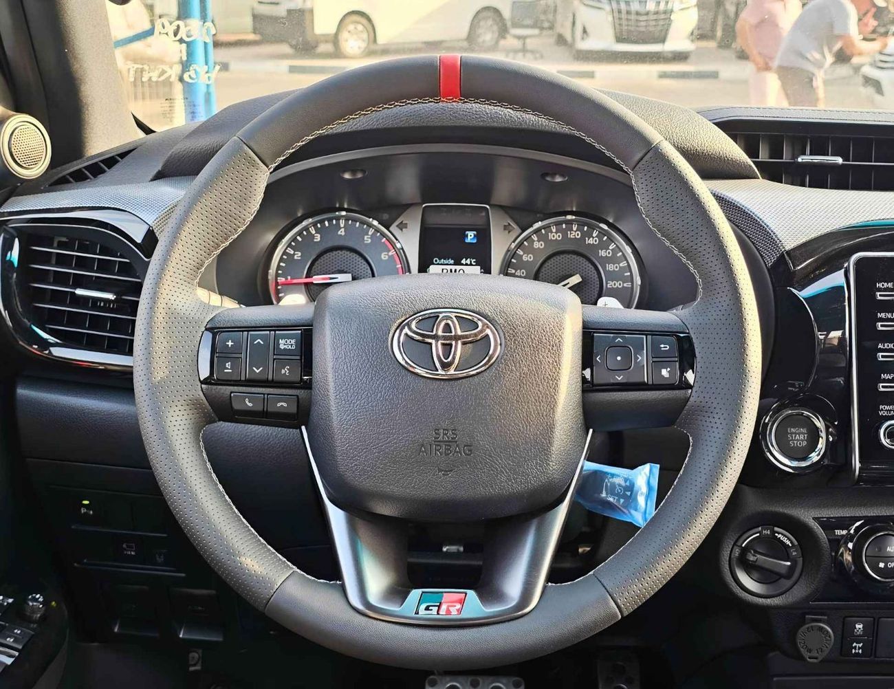 تويوتا هيلوكس GR SPORT EURO 4/4.0L PETROL A/T 4WD/DRIVER POWER SEAT/PUSH START/ (CODE#GR SPORT)