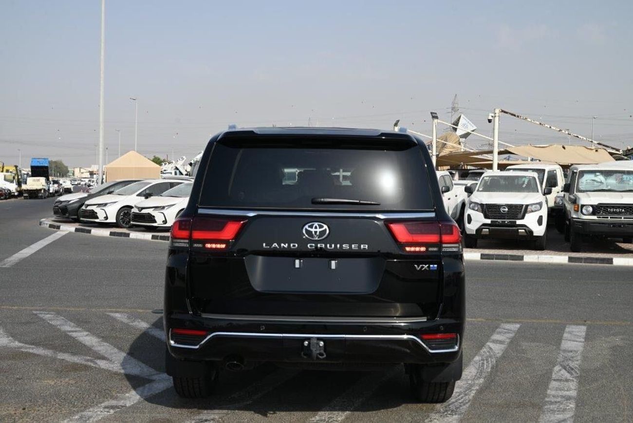 Toyota Land Cruiser 300 VX+ V6 3.3L DIESEL 7-SEATER AT