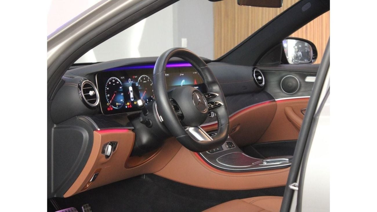 مرسيدس بنز E300 بريميوم