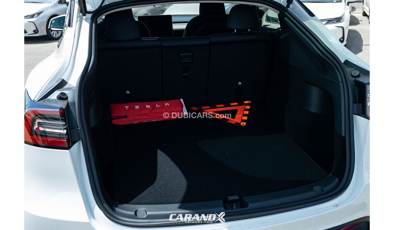 Tesla Model Y White 2023