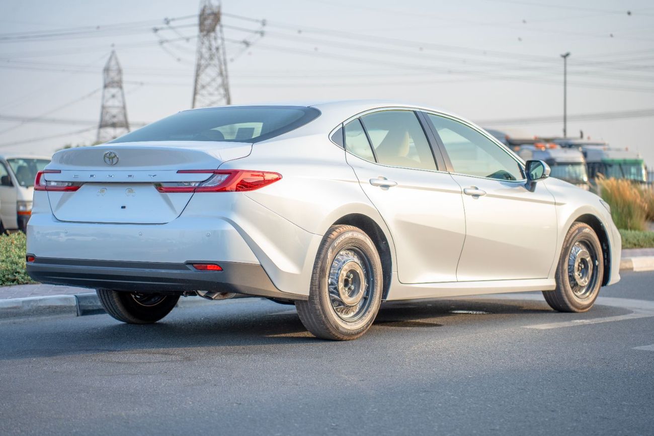 تويوتا كامري E 2.5L