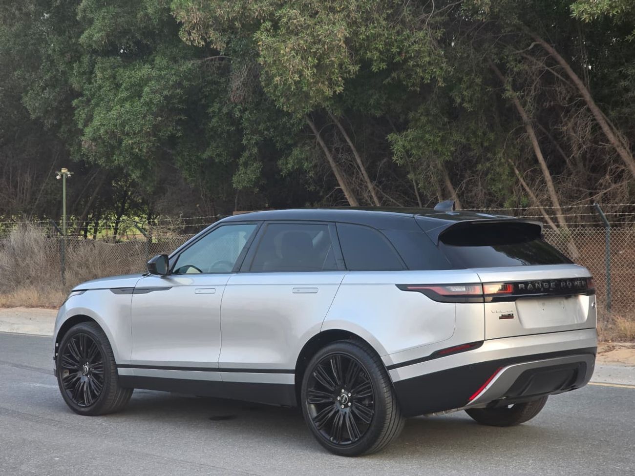 لاند روفر رينج روفر فيلار P380 R-Dynamic 3.0L