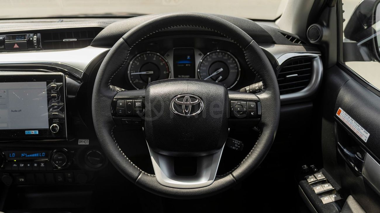 تويوتا هيلوكس (RHD) TOYOTA HILUX DC | EXPORT ONLY