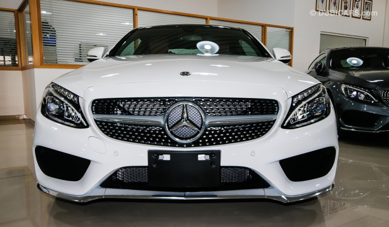 Mercedes-Benz C 250 Coupé, 2.0L, 4cyl Turbo, GCC Specs with 2 Years Unlimited Mileage Warranty