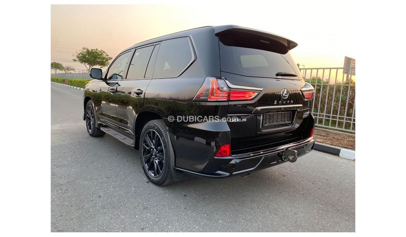 Lexus LX 570 Signature Black Edition