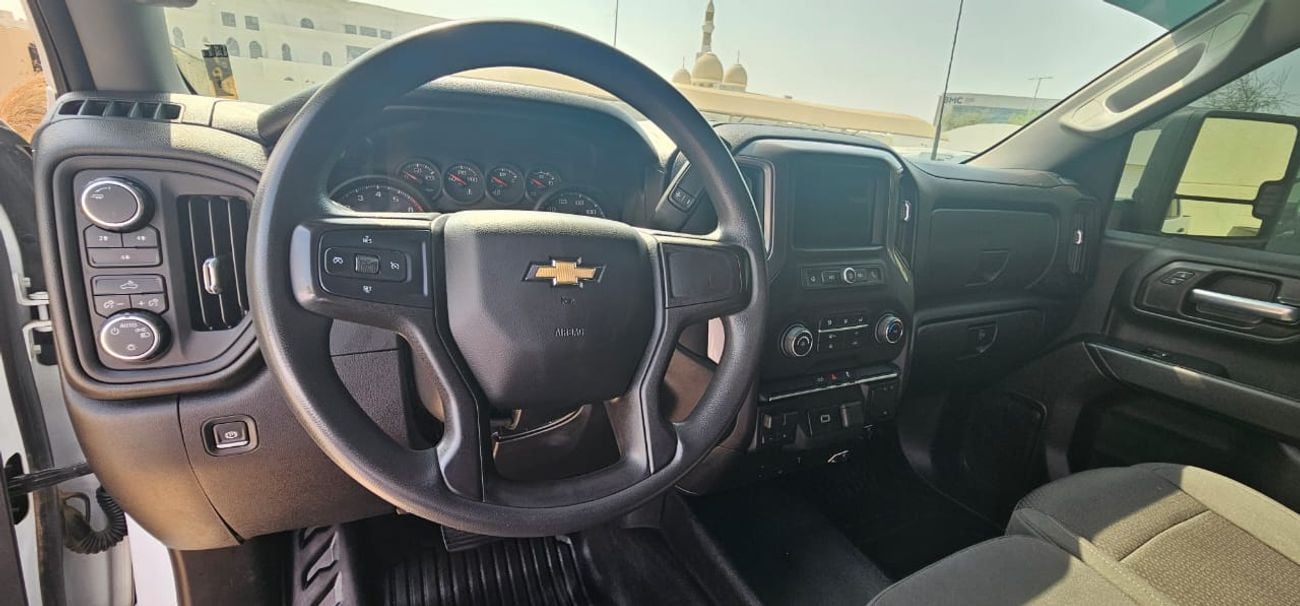 شيفروليه سيلفارادو HD 2500, 6.6L Gasoline