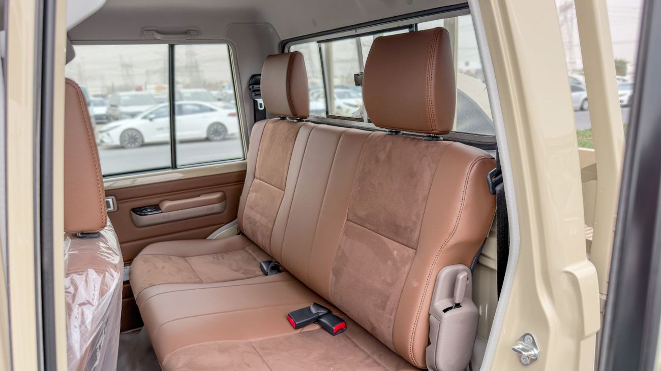 Toyota Land Cruiser Pick Up 2026 Toyota Land Cruiser LC79 DC 4.0L AT Petrol (Beige-Brown)