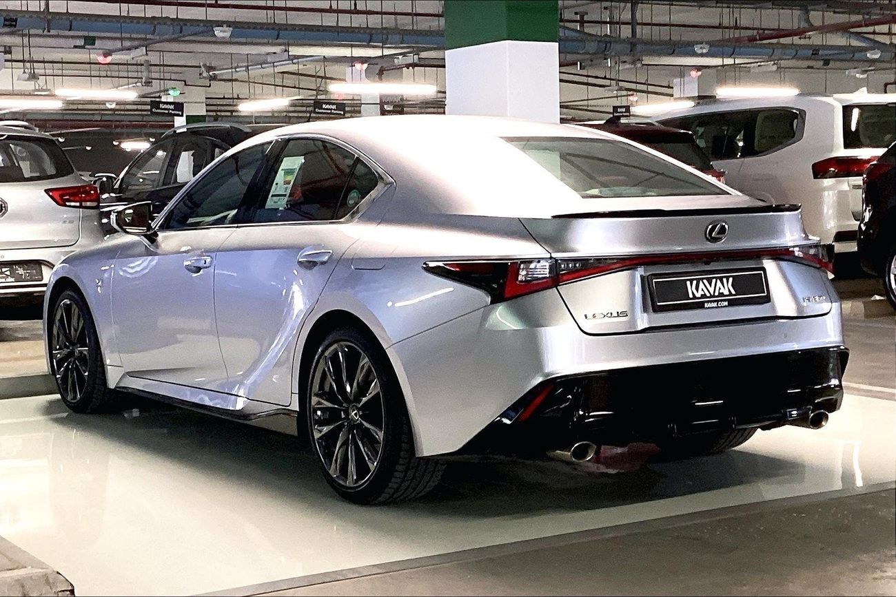 لكزس IS 350 F Sport Platinum | شامل الضمان | 0 ﺪﻔﻋﺓ ﺃﻮﻟﻯ