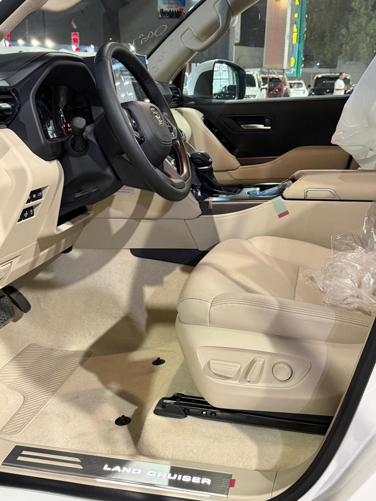 Toyota Land Cruiser GXR