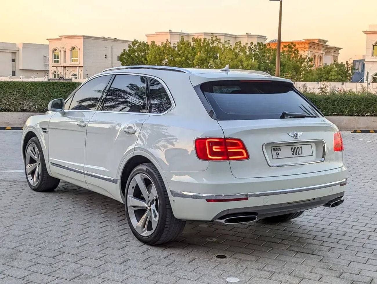 Bentley Bentayga W12 AWD GCC Specs