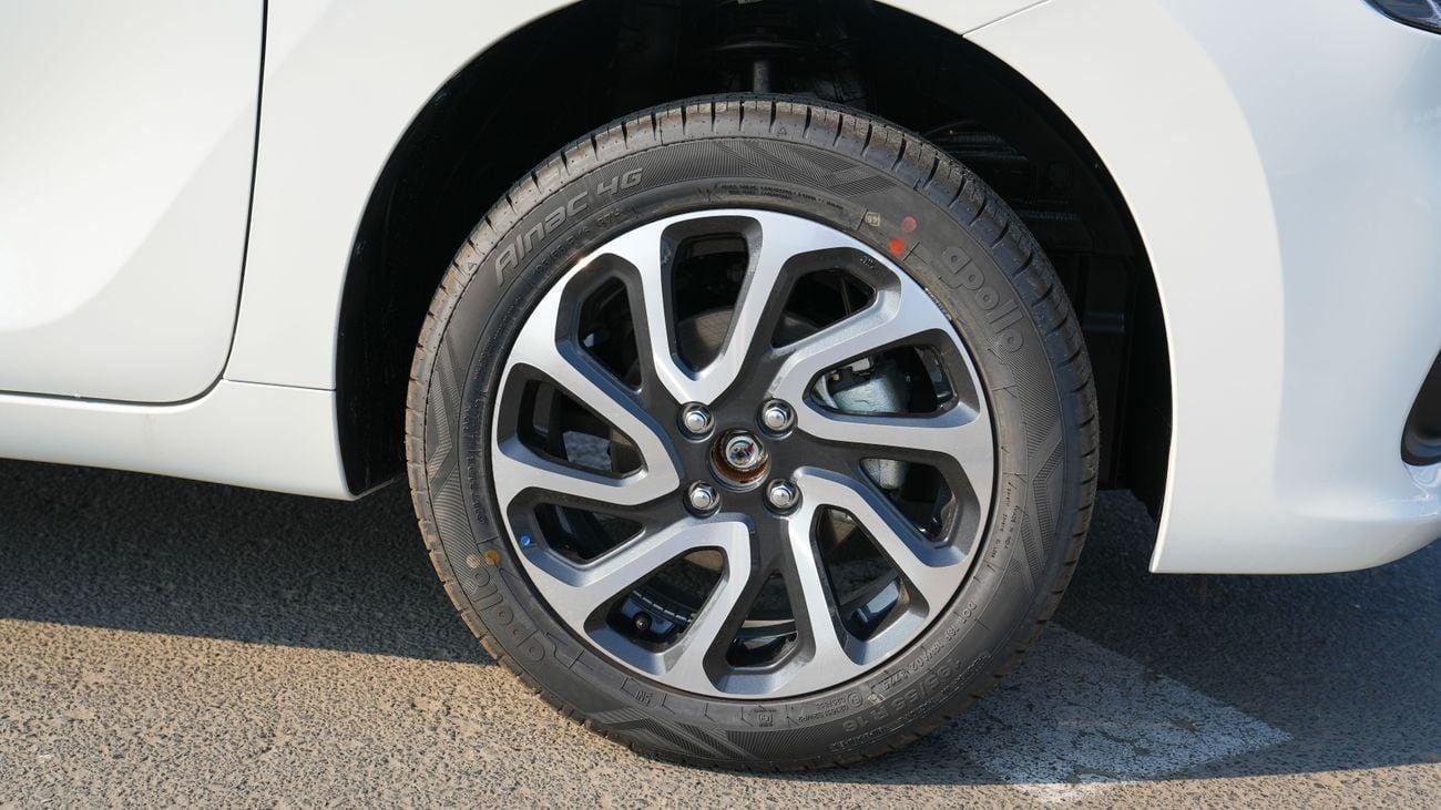 سوزوكي بالينو جديد كلياً 2026 سوزوكي Baleno GLX (N-BAL15-P-26-GLX-2) محرك 1.5 لتر هاتشباك – مواصفات أفريقية | جاهز