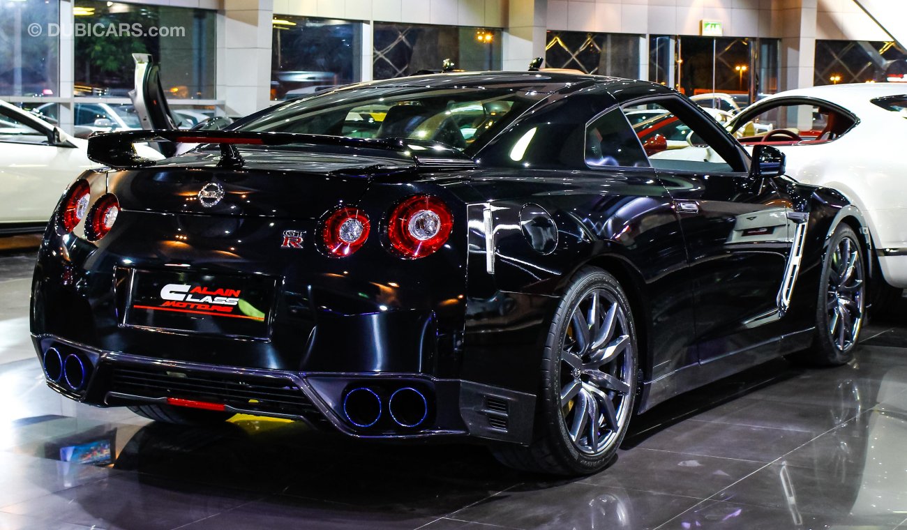 Nissan GT-R