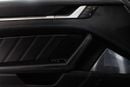 Porsche 911 STD Turbo S 3.8L (640 HP) Coupe