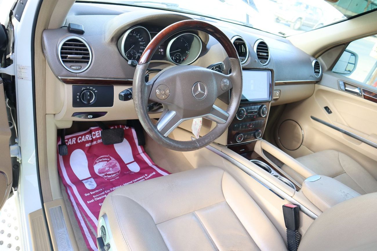 مرسيدس بنز GL 450 Mercedes-Benz GL 450 4.7L GCC