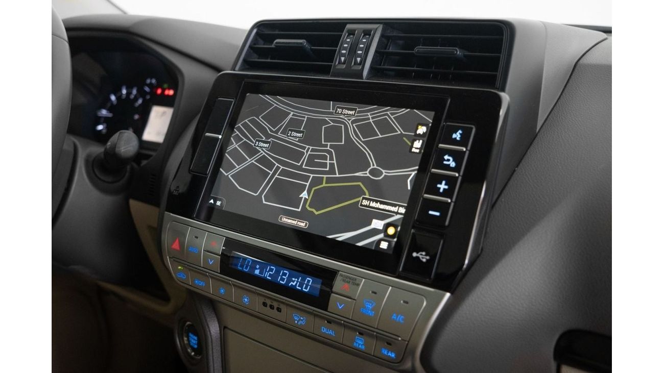 Toyota Land Cruiser 2022 Toyota Land Cruiser Prado GXR / Full-Service History