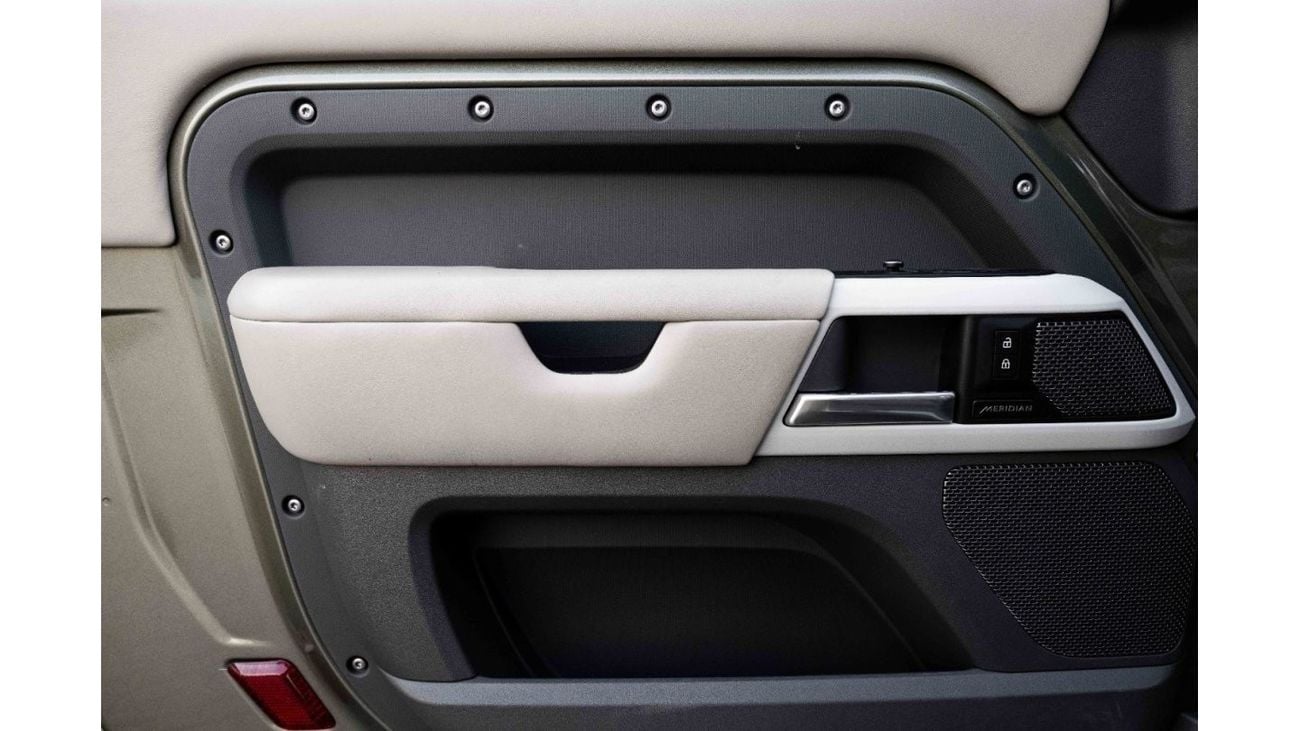 لاند روفر ديفندر P400 90 HSE 90 HSE | 5,777 P.M  | 0% Downpayment | Agency Warranty!