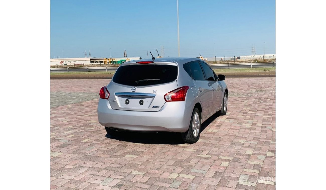 Nissan Tiida SL Plus Sl Nissan Tiida GCC 2016 model in very good condition