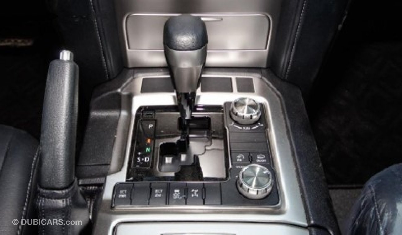 Toyota Land Cruiser VXR 4.5 Diesel FULL OPTION BRAND NEW