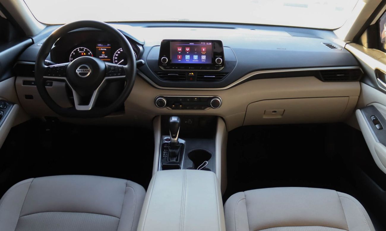 Nissan Altima S 2.5L Nissan Altima | 2.5 L | 2022 | GCC | Accident-Free | In Excellent Condition | 991 P.M