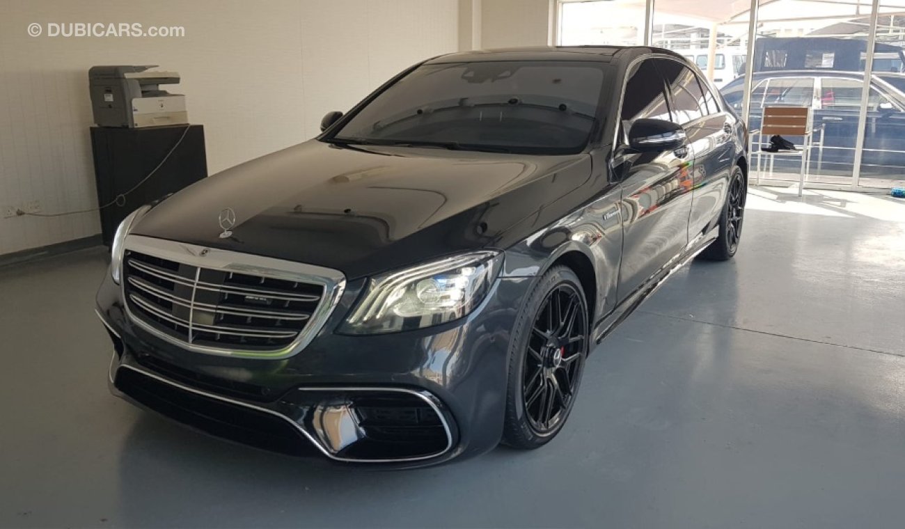 مرسيدس بنز S 550