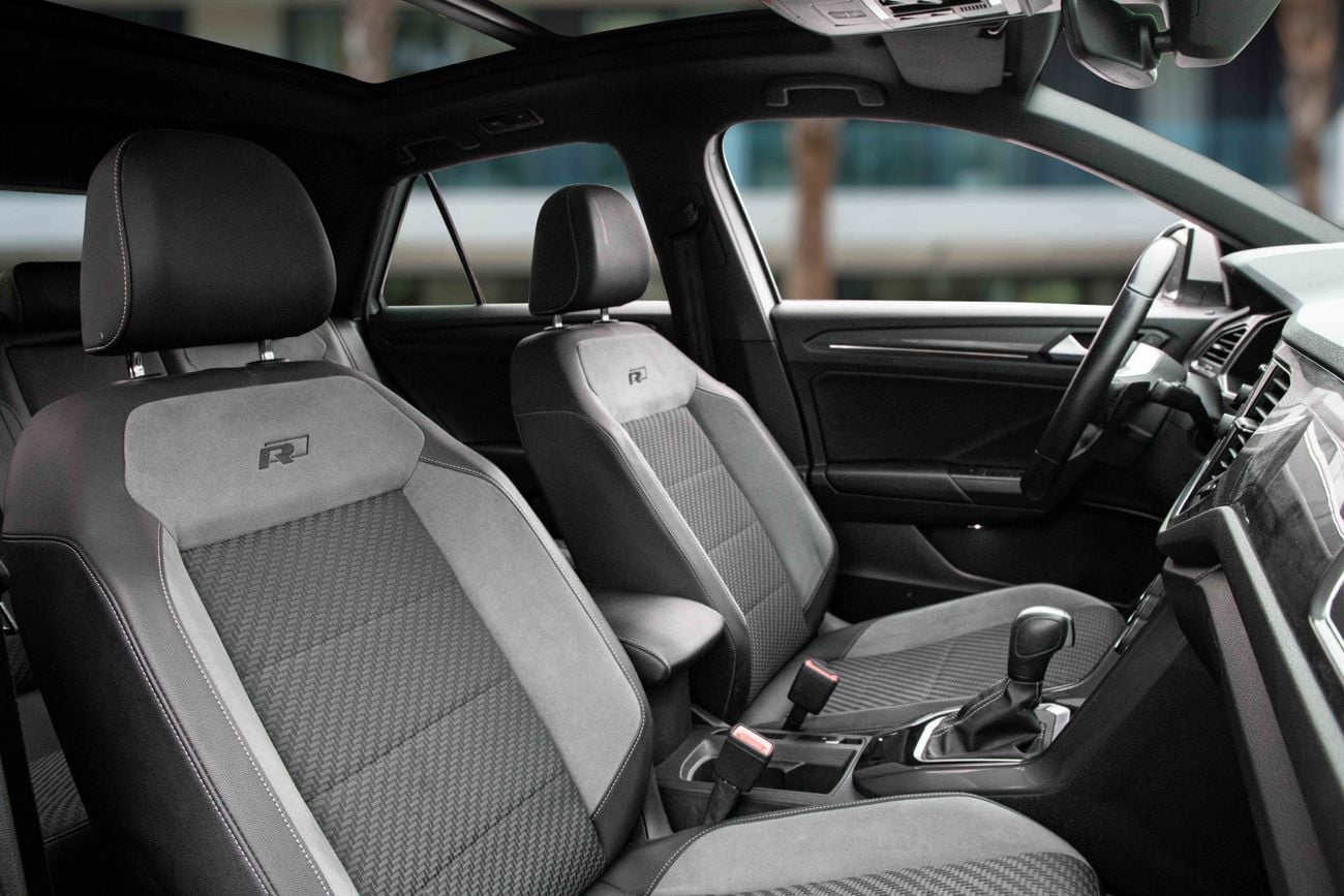 Volkswagen T ROC T-Roc R-Line | 1,469 P.M | 0% Downpayment | Low Kilometers!