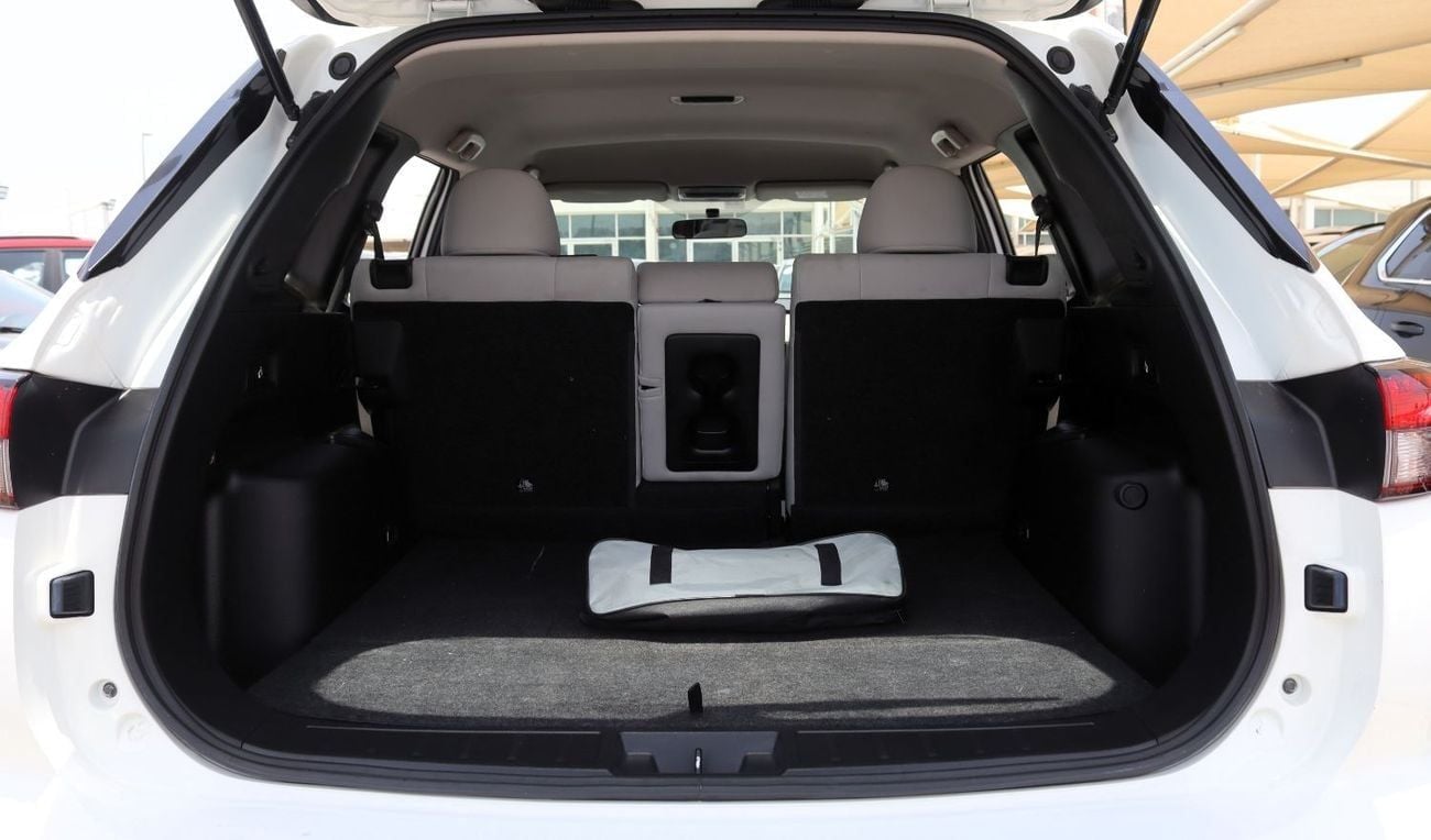 Mitsubishi Outlander GLX MIDLINE GLX