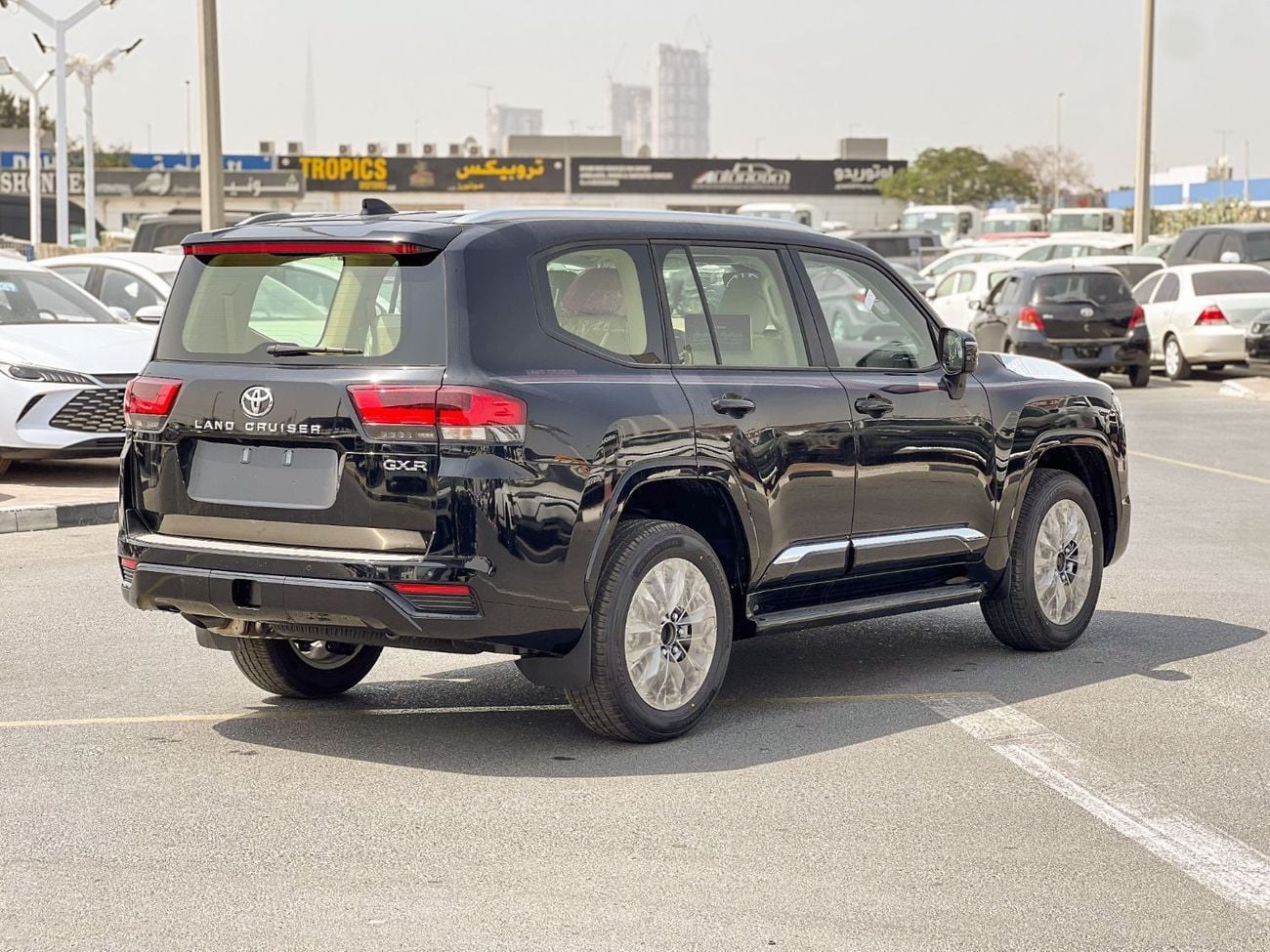 Toyota Land Cruiser EXPORT ONLY - 2026 LC300 GXR 4.0L (GCC Specification)