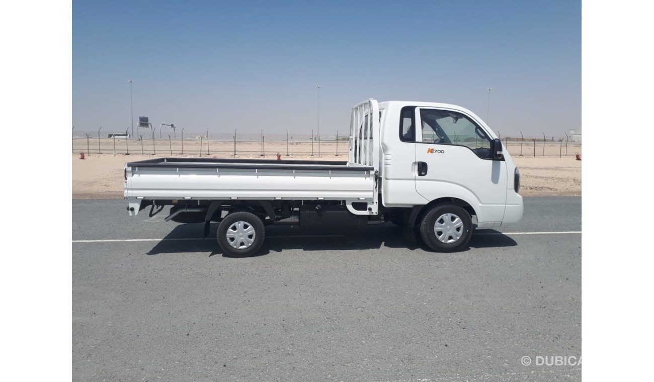 كيا K2700 3.0 لتر JT ، ناقل الحركة اليدوي DIESEL ، 4 أسطوانات ، كابينة قياسية ، حاوية شحن منضدة