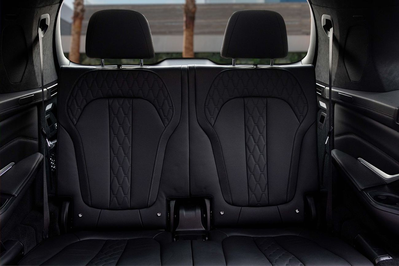 BMW X7 M50i | 5,092 P.M  | 0% Downpayment | Agency Warranty 2026