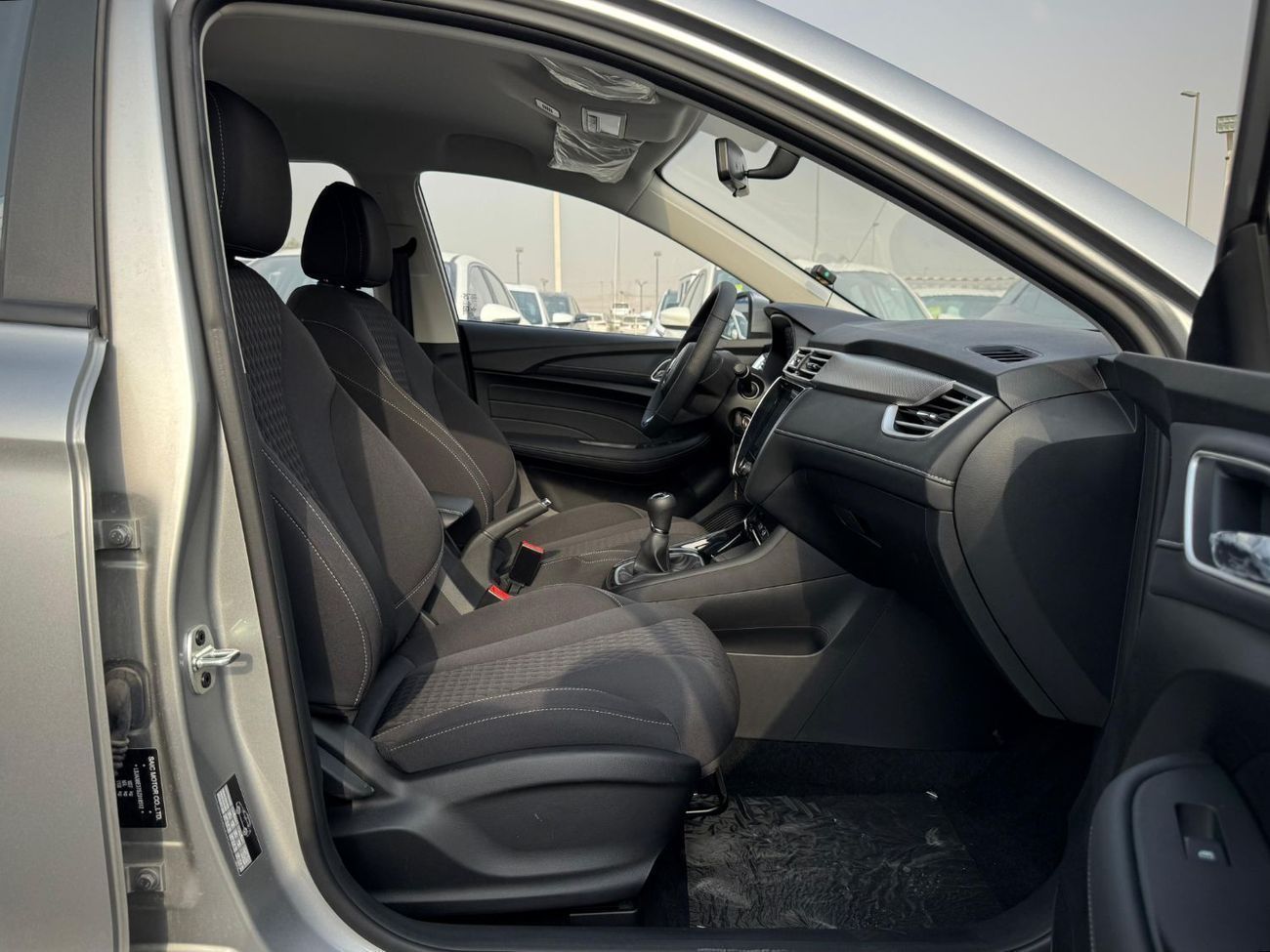 أم جي 5 STD 1.5L Petrol Manual FWD Export Price @ 26,500 AED