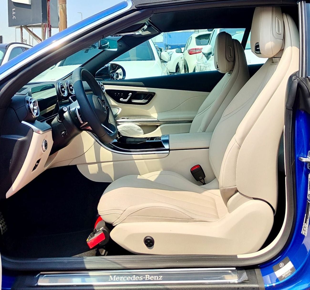 مرسيدس بنز CLE200 STANDARD سيارة AMG مكشوفة تحت ضمان الوكالة 2026 في دول مجلس التعاون الخليجي