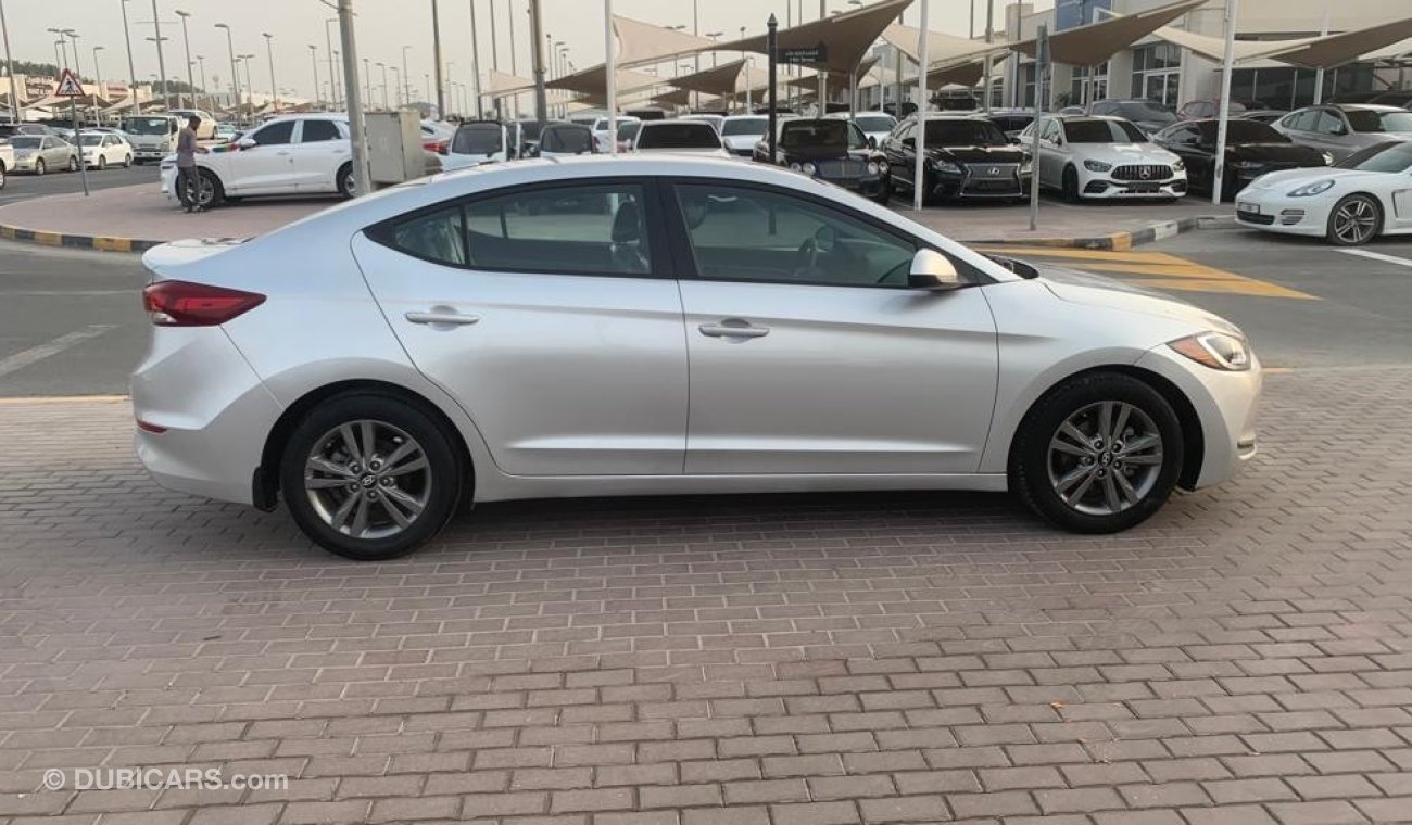 هيونداي إلانترا GL Low Mileage