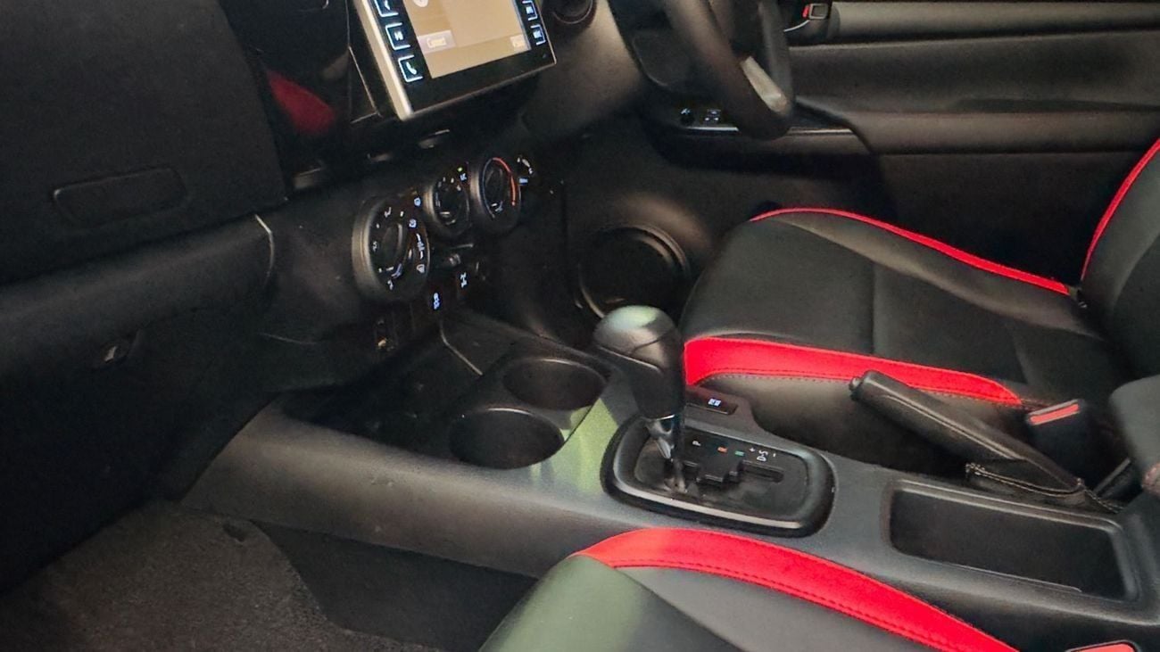 Toyota Hilux MODIFIED TO 2023 MODEL | DOUBLE CABIN | DIESEL ENGINE | 2.8L | AUTOMATIC TRANSMISSION | 2016