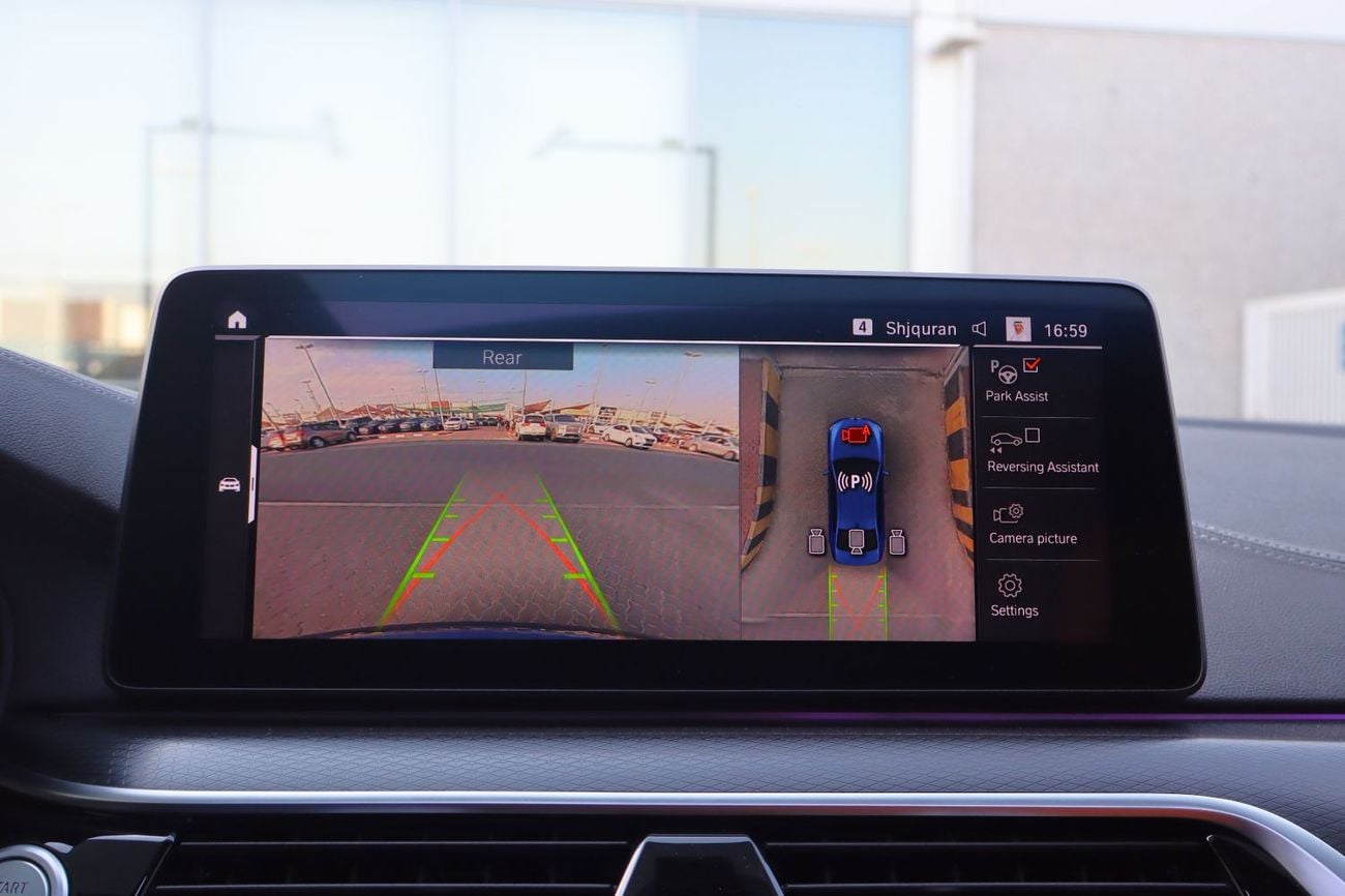 BMW 530i Luxury M Sport Package 2.0L