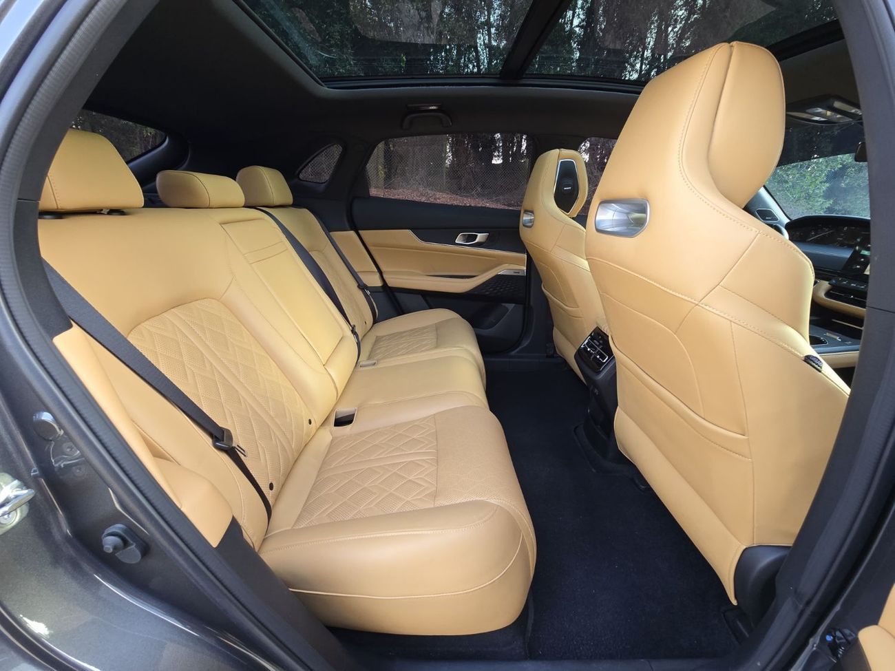 Changan Uni K 2.0T Elite CHANGAN UNI-K 2024 GCC ORGINAL PAINT // FULL OPITION // PERFECT CONDITION