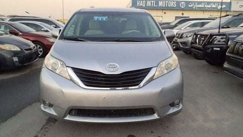 تويوتا سيينا Toyota Sienna 3.5 L