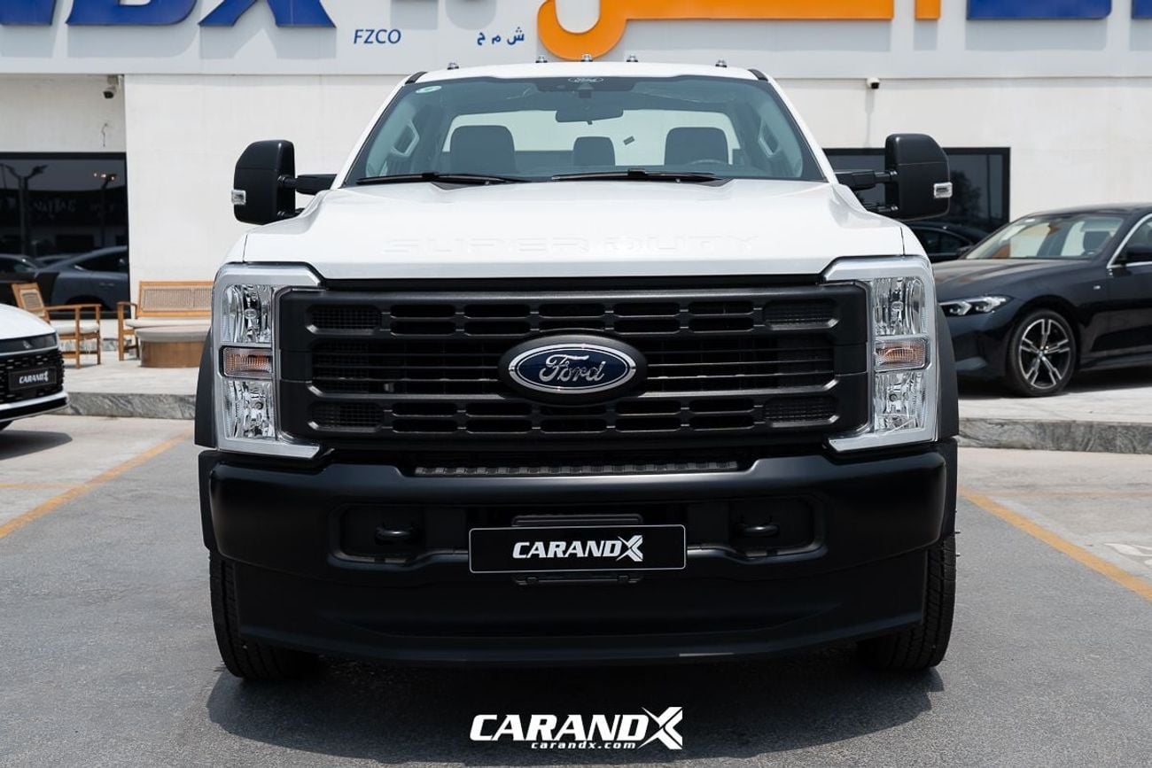 فورد F 550 REG CHAS CAB XL 145'' WB 6.7L V8 Diesel Automatic Transmission 4x4