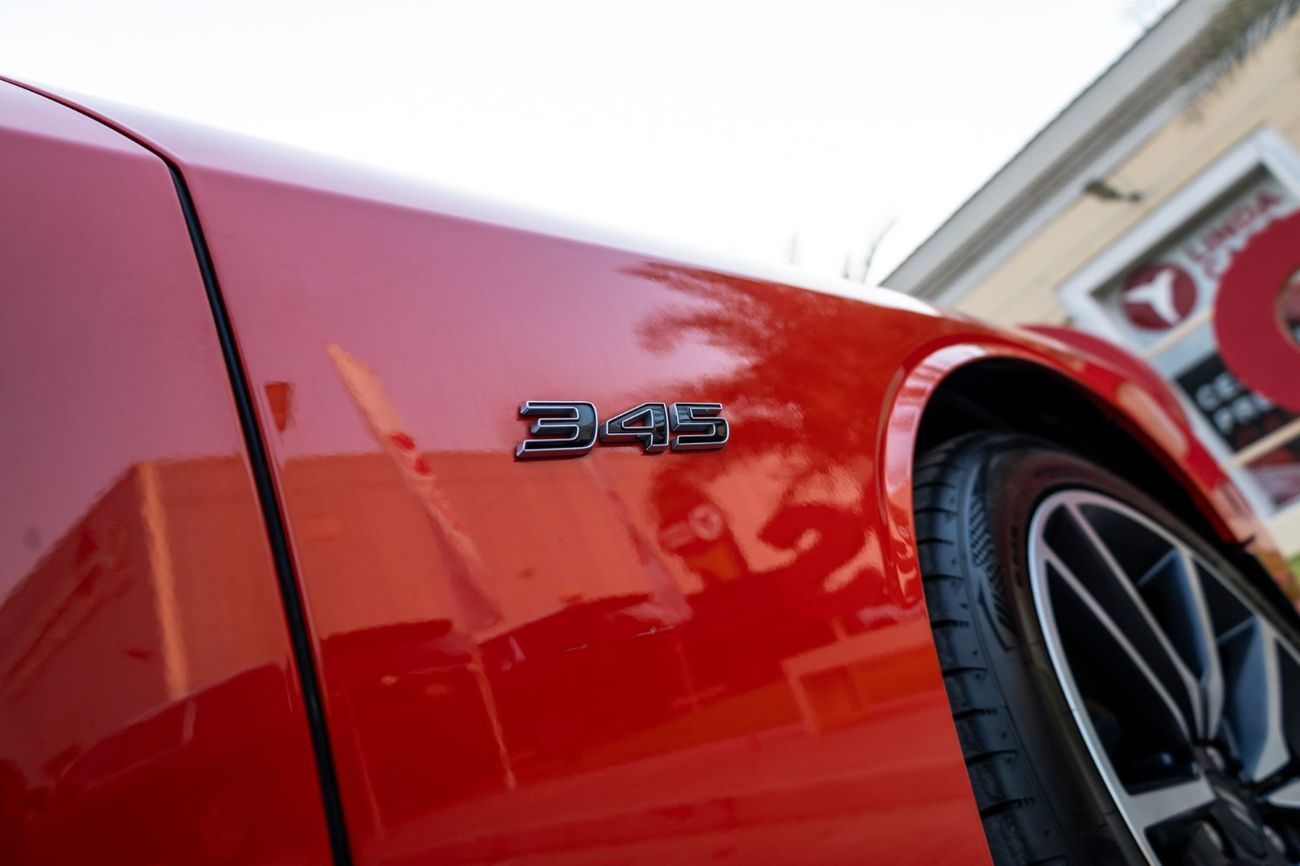 Dodge Challenger R/T 5.7L (375 HP)