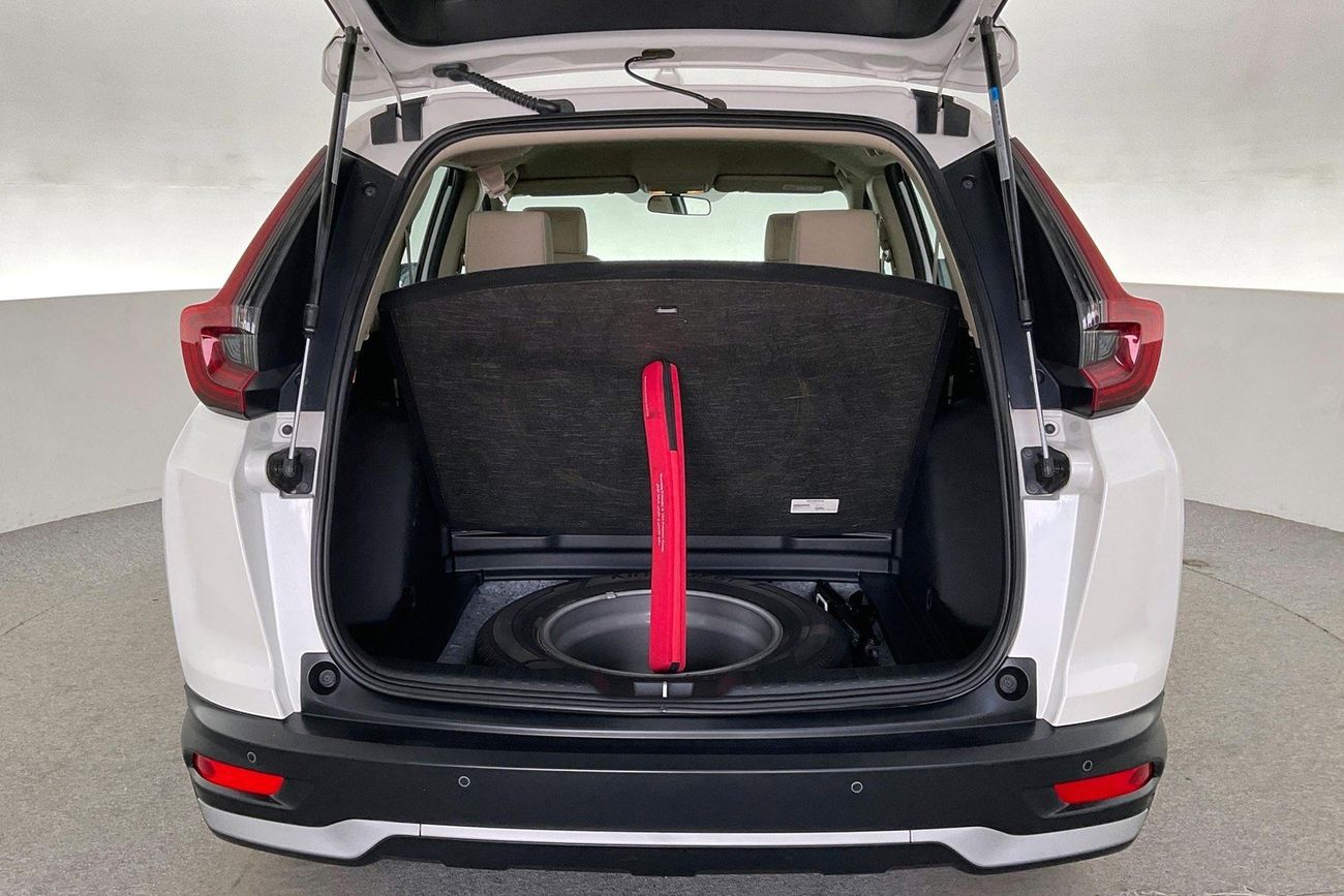 هوندا سي آر في LX | National Day Celebration | شامل الضمان | 0 ﺪﻔﻋﺓ ﺃﻮﻟﻯ