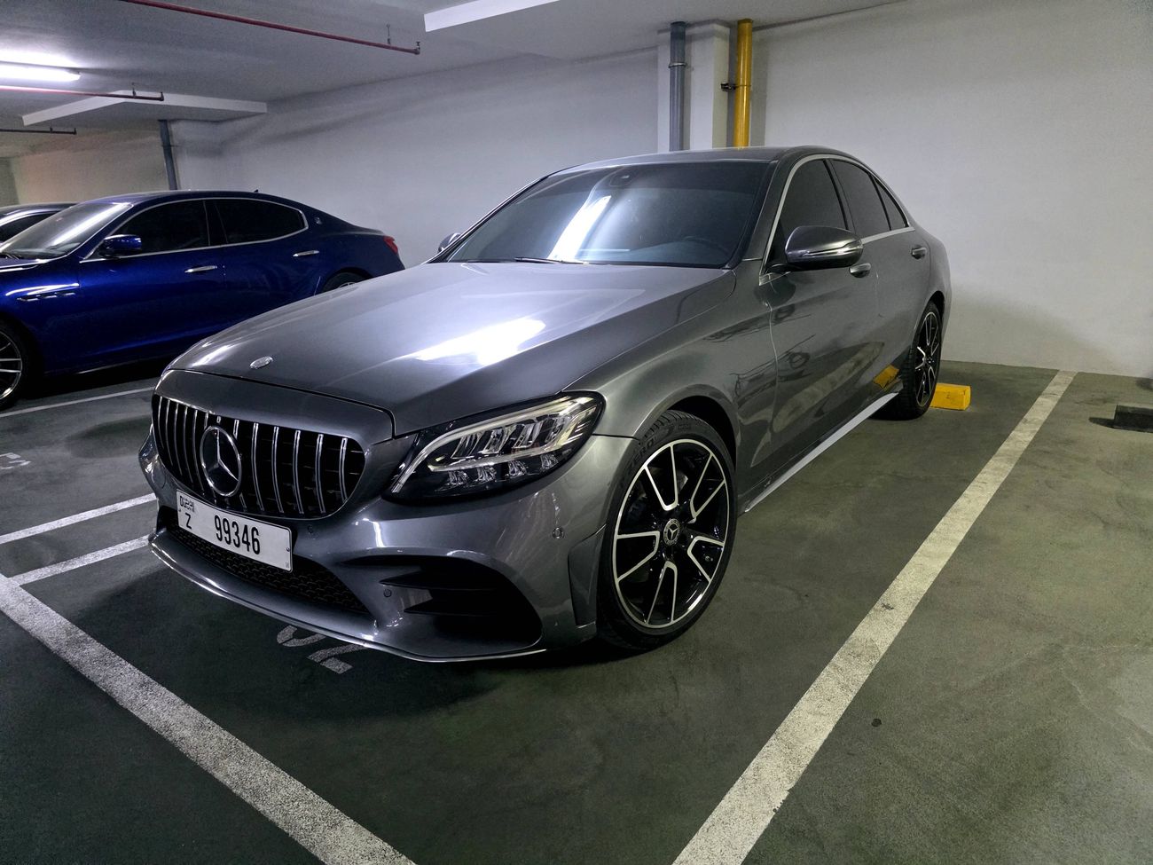 Mercedes-Benz C 300 Std 2.0L (258 HP)