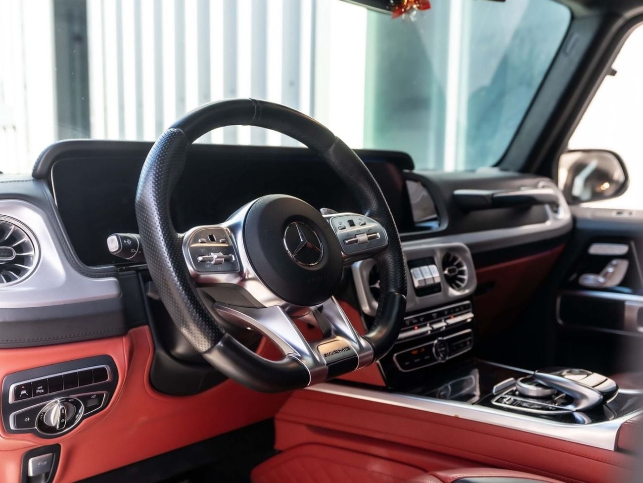 Mercedes Benz G63 AMG